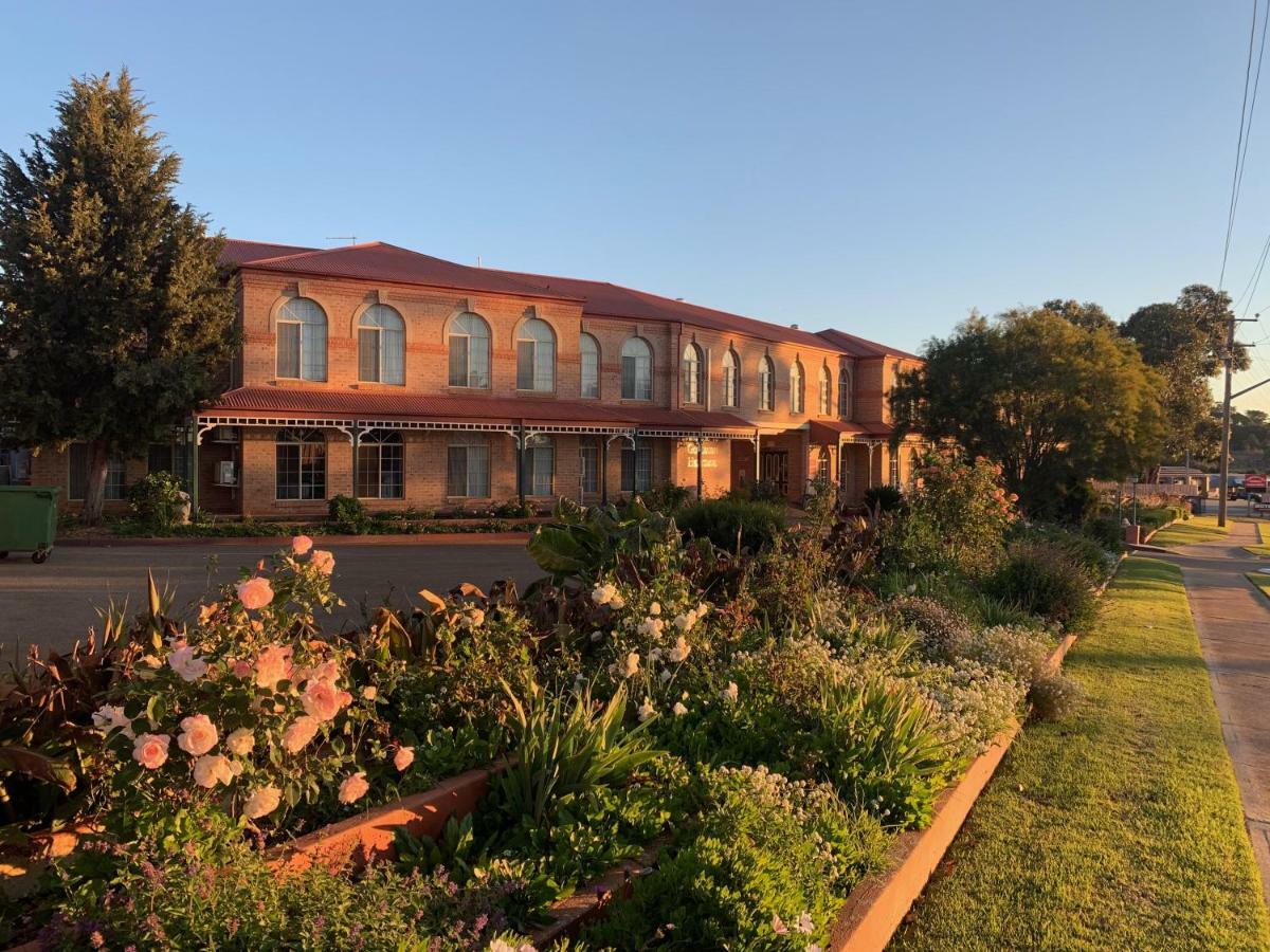Heritage Motor Inn Goulburn Luaran gambar